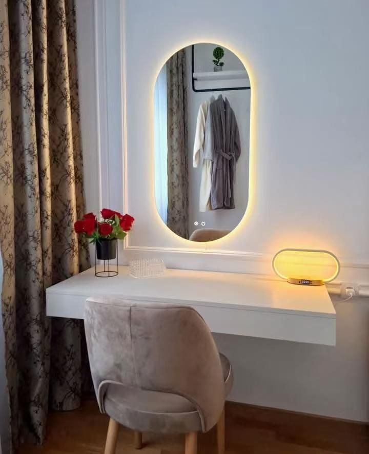 Wholesale Touch Screen  Blacklit Lighted Illuminated   Vanity MIrror
