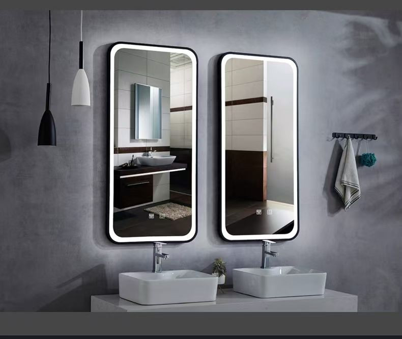 Elegant black rounded corner frame