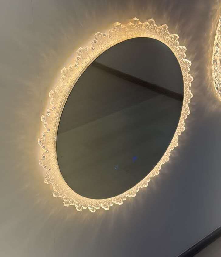 Modern Luxury Art Deco Style LED Bathroom Mirror Smart Sun Light Touch  Wall  Decor For Apaartment and Hotel Mirror