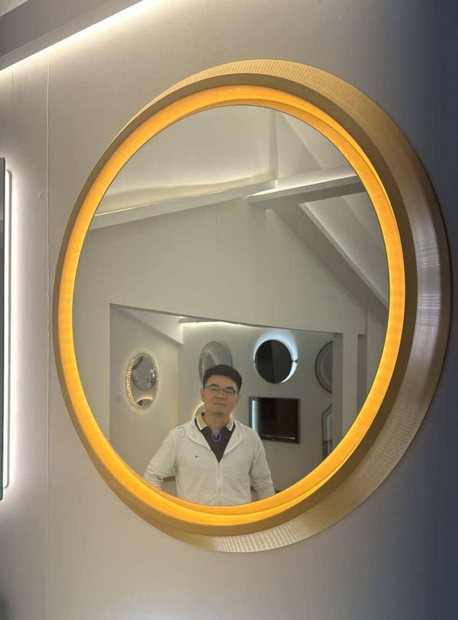 Round Bath Glass Mirrors for Hotel  Wall Mounted Touch Switch Illuminated With With LED Light Bathroom Mirror Smart Anti-fog