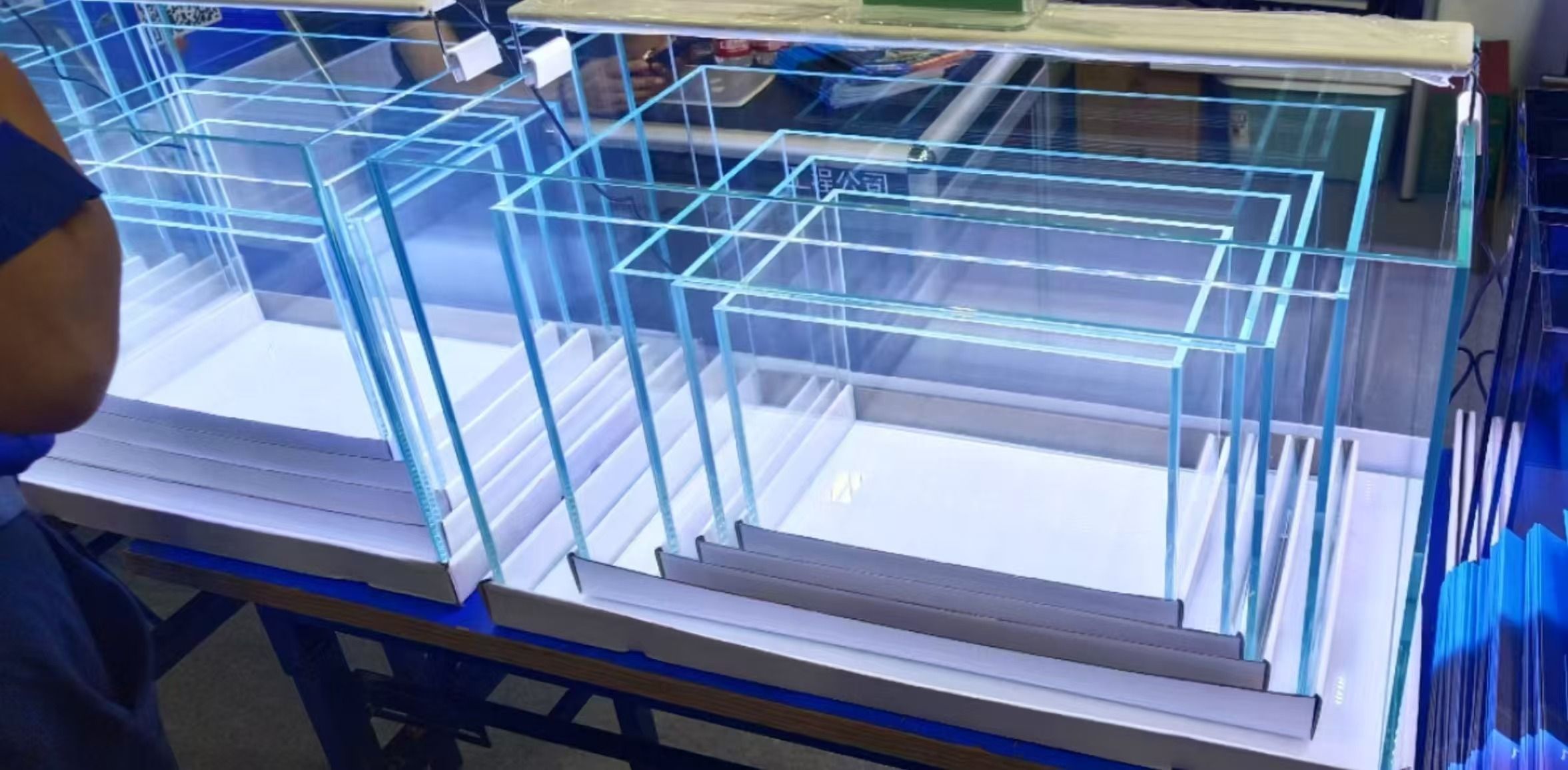 Glass Fish Tank Set Super Transparent Multi-layer Protection Fisrt Performance Dingju Fish Tank
